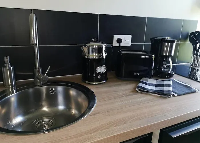 Le Mediterraneen *t2 *